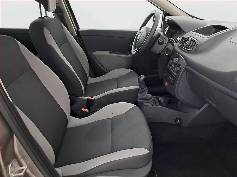 Renault Clio (2010) 1.2 16V , nová STK, Tažné - fotka 9 z 13