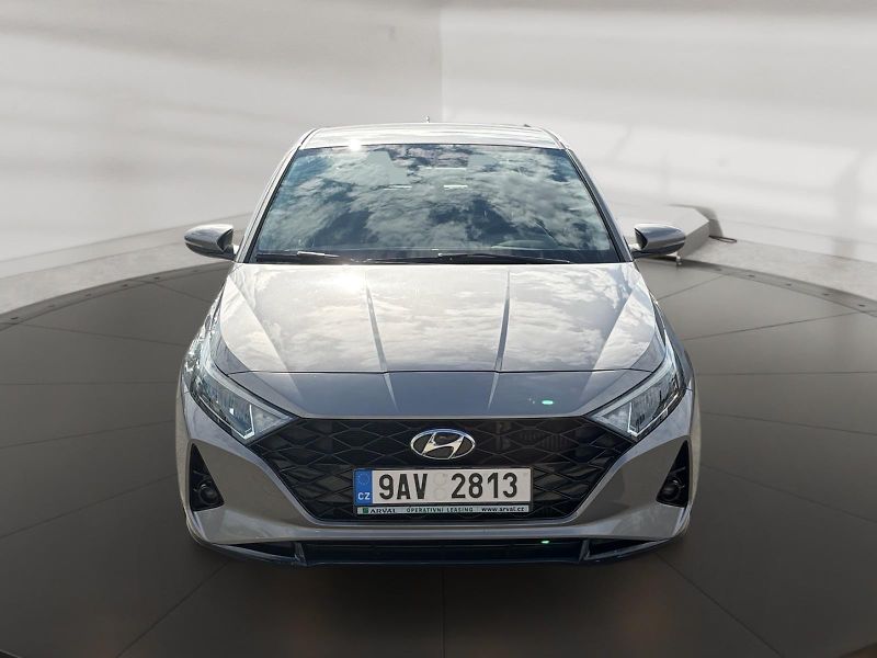Hyundai i20 (2023) SMART 1.0T-GDI 74kW CZ DPH - fotka 2 z 11