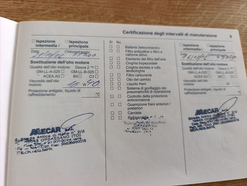 Opel Corsa 1,4 i Klima Navigace Alu - fotka 29 z 30