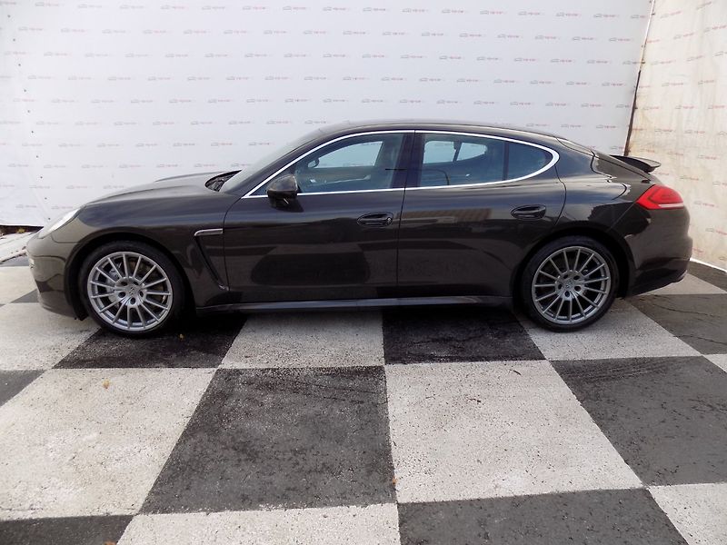 Porsche Panamera (2013) 4S/Facelift/4x4/NAVI/ - fotka 2 z 43