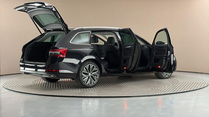 Škoda Superb 2.0 TDI DSG 4x4 L&K Combi - fotka 6 z 34