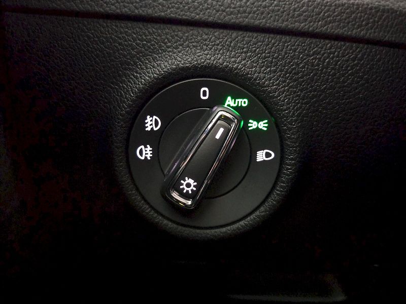 Škoda Superb (2020) 1.5TSI 110kW DSG SPORTLINE NAV - fotka 24 z 28