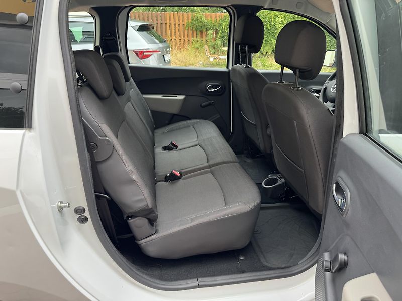 Dacia Lodgy 1.6Sce 75kW, 7 míst - fotka 17 z 20