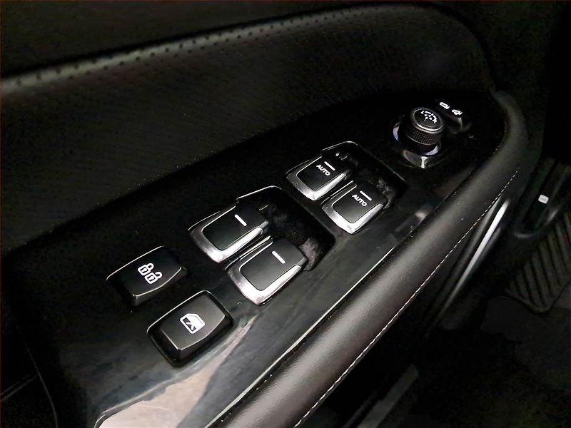 SsangYong Rexton (2024) 2.2 Diesel - fotka 21 z 22