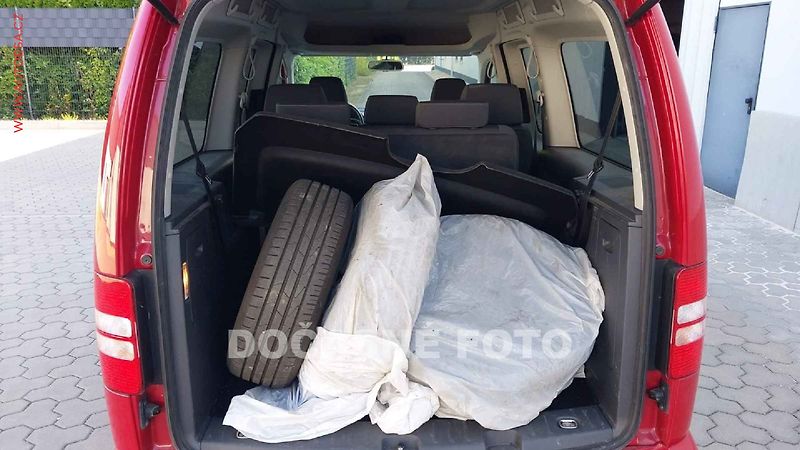 Volkswagen Caddy (2014) 1.2TSi MAXi, Soccer, vyhř - fotka 11 z 11