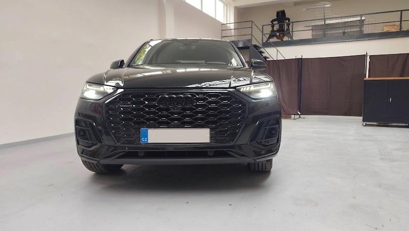 Audi Q5 (2023) Sportback S-line, B&O, Quattro - fotka 2 z 95