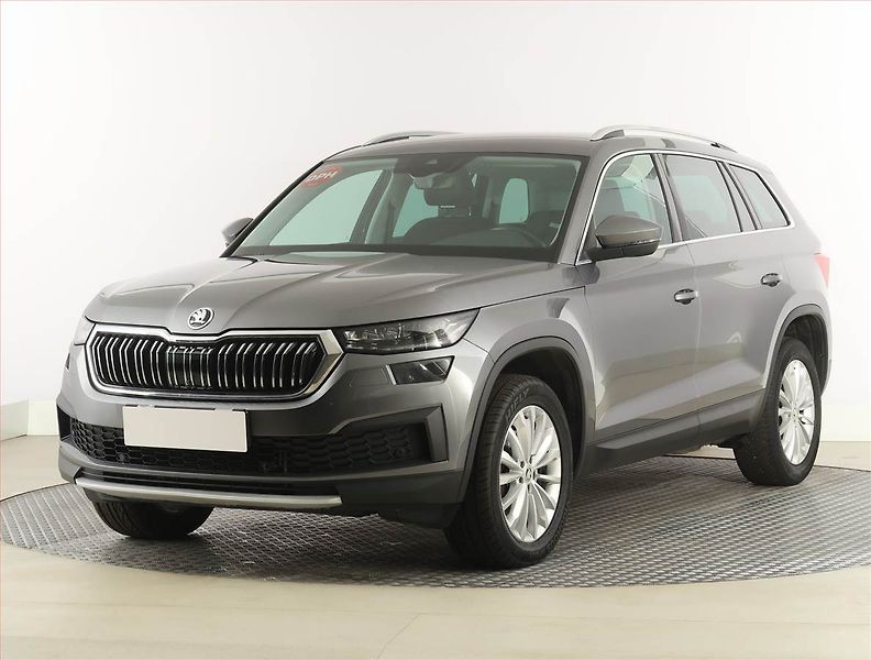 Škoda Kodiaq (2022) Style 2.0 TDI, digi klima - fotka 2 z 28