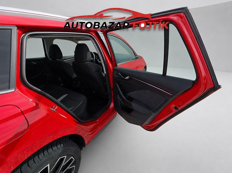 Škoda Kamiq (2025) 1.5 TSi 110KW Top Selection DS - fotka 18 z 23