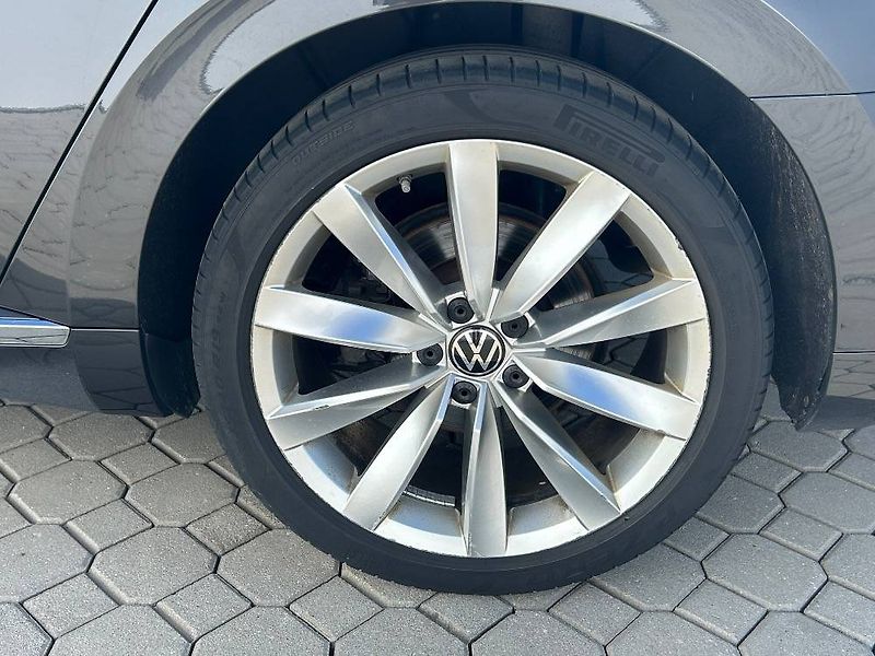 Volkswagen Arteon Elegance 7DSG 2,0TSI - fotka 26 z 29