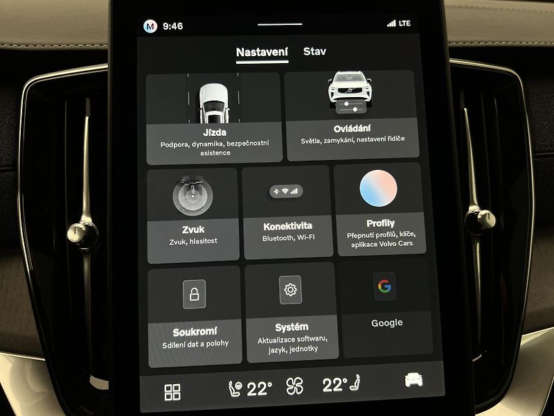 Volvo XC90 (2026) B5 AWD DARK PLUS - fotka 42 z 47