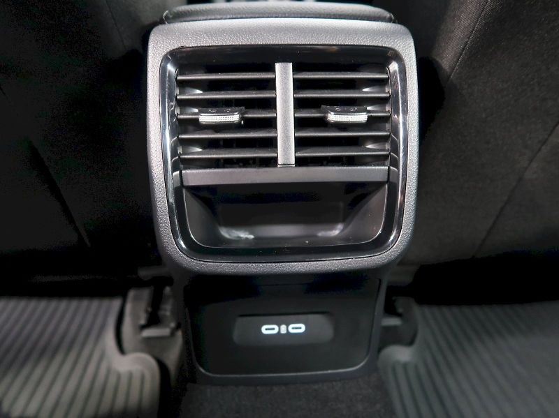 Škoda Octavia (2024) SELECTION 2.0TDI 85KW MATRIX - fotka 35 z 37