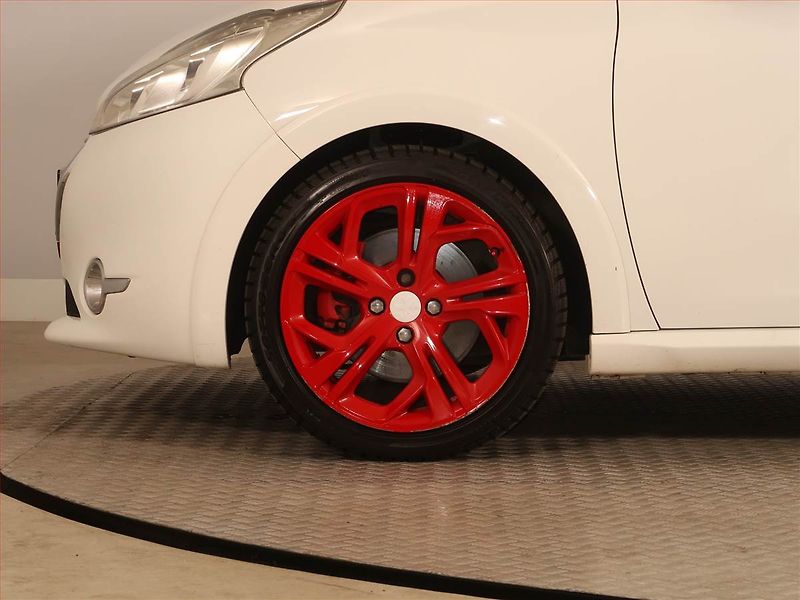 Peugeot 208 (2014) 1.6 GTi, Serv.kniha, Tempomat - fotka 14 z 21