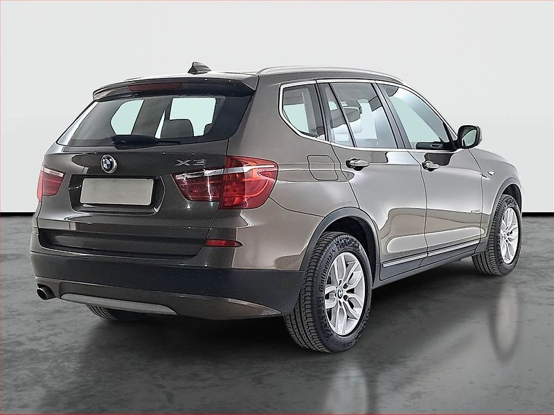 BMW X3 (2014) xDrive20d, 4X4, Automat, Kůže - fotka 5 z 21