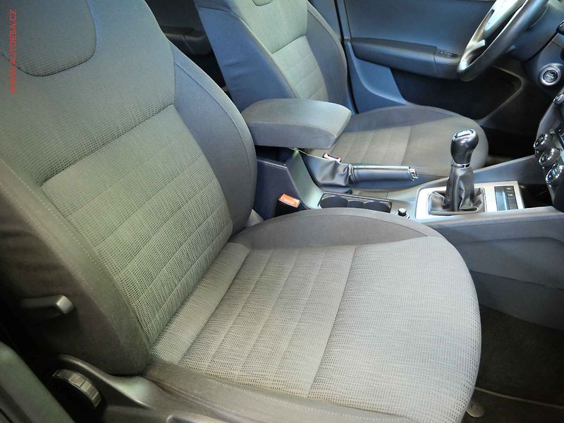 Škoda Octavia (2013) 2.0TDi, 2.maj,ČR, Xenon, AC - fotka 11 z 20