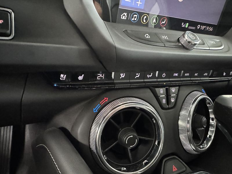Chevrolet Camaro (2020) 6,2 V8 SS - fotka 25 z 29