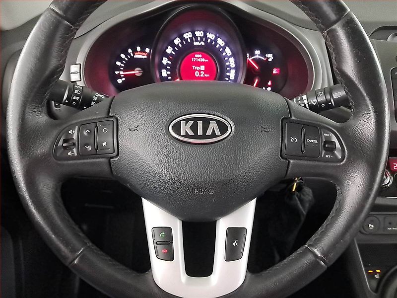 Kia Sportage (2010) 2.0 CRDi, 4X4, Tempomat - fotka 17 z 19