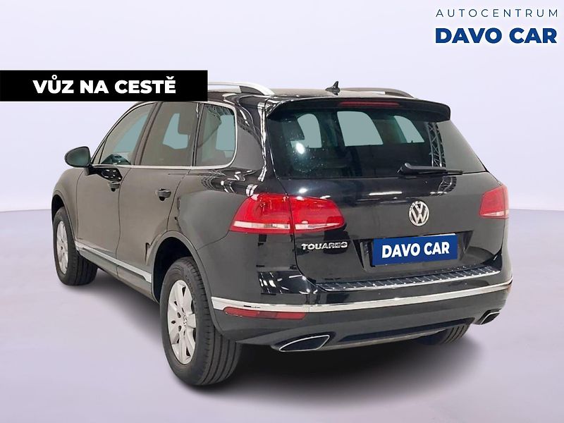 Volkswagen Touareg 3.0 TDI 4Motion DSG Exclusive - fotka 3 z 12