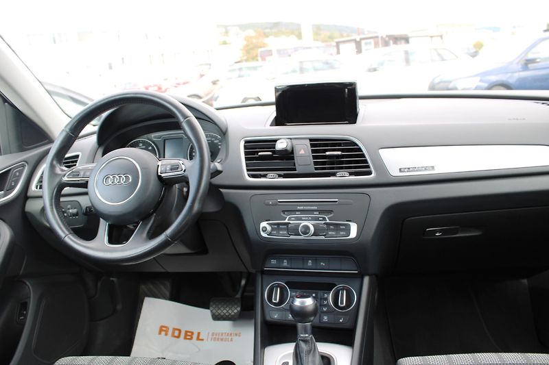 Audi Q3 (2016) 2,0TDI QUATTRO S-TRONIK LED   - fotka 15 z 16