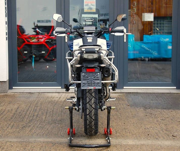 CFMOTO (2026) 700MT Adventure WHITE - fotka 8 z 25