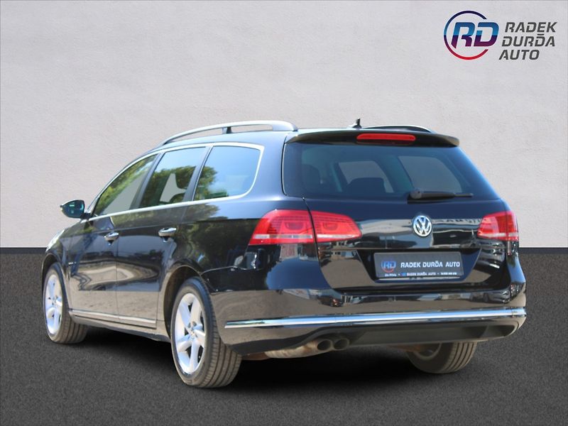 Volkswagen Passat 2,0 TDI  4x4,TAŽNÉ,NAVIGACE - fotka 7 z 29