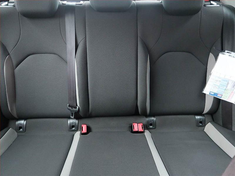 Seat Leon (2013) 1.6 TDI, po STK, jezdí výborně - fotka 10 z 15