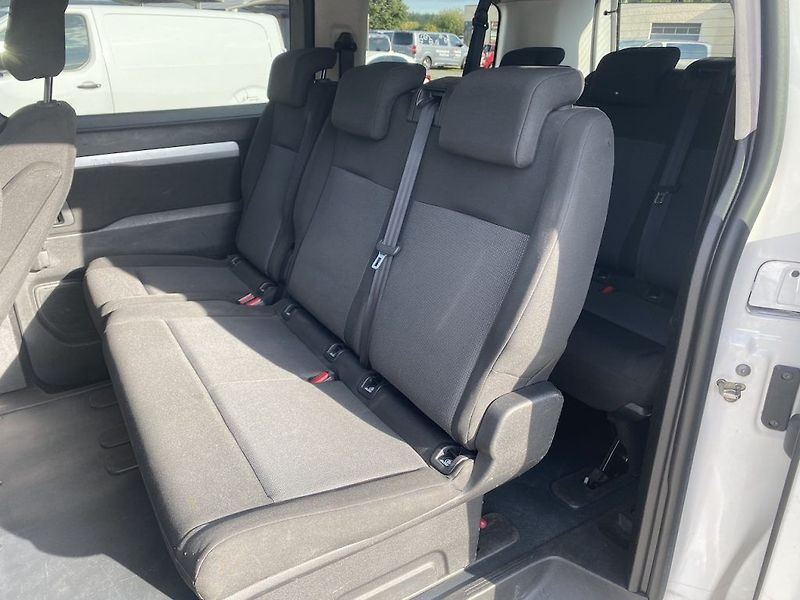 Toyota ProAce Verso 2.0D, ČR, Shuttle L1, tažné - fotka 10 z 28
