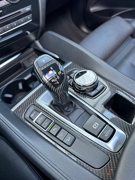 BMW X6 (2015) M50D F16 3.0D XDRIVE 360 - fotka 27 z 37