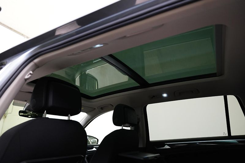 Volkswagen Tiguan - fotka 25 z 26