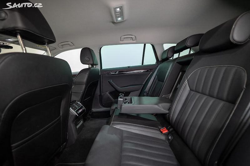 Škoda Superb 2.0 TDI 147 kW 4x4 L&K - fotka 14 z 41