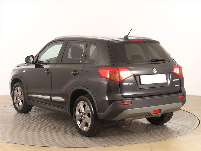 Suzuki Vitara (2017) 1.6 VVT, 4X4, Serv.kniha - fotka 4 z 16