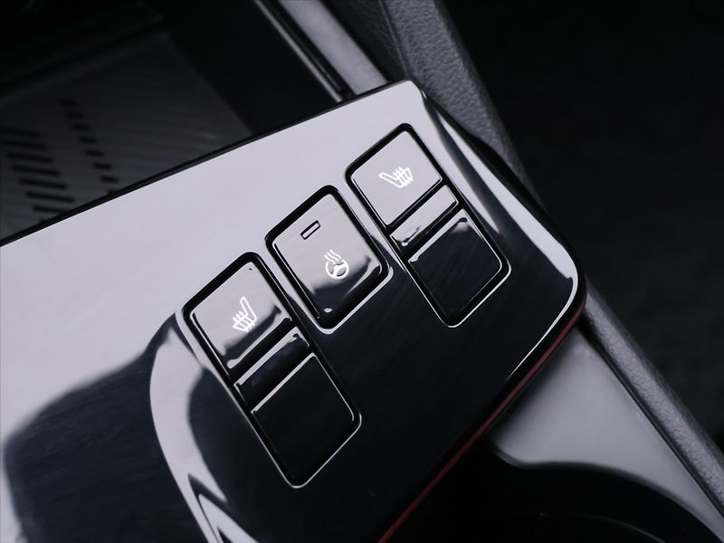 Kia Sportage 1,6 T-GDI 132kW TOP 4x4 Aut. - fotka 24 z 33