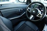 BMW Řada 3 320d xDrive M-SPORT ČR 1.M - náhled 22
