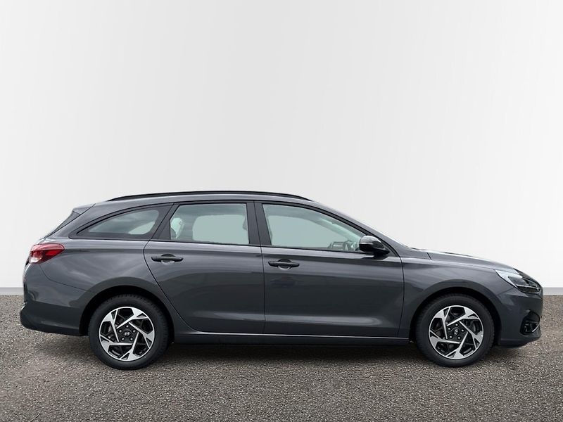 Hyundai i30 MHEV Smart - fotka 16 z 23