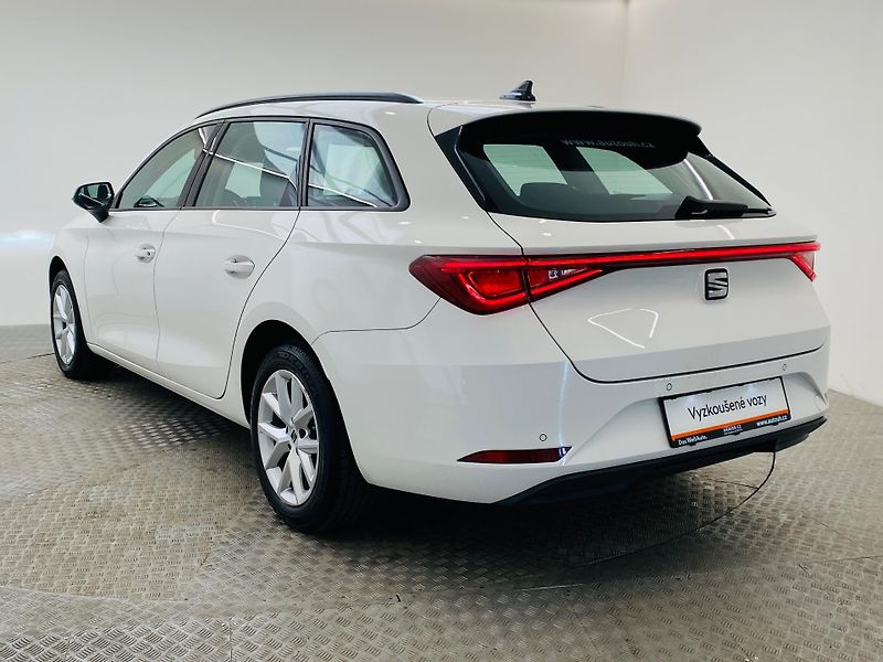 Seat Leon 2,0   2.0TDI 110Kw DSG STYLE - fotka 23 z 25