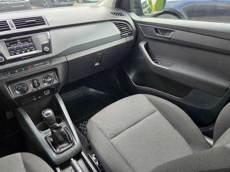 Škoda Fabia (2016) 1.2 TSI Serviska - fotka 15 z 31