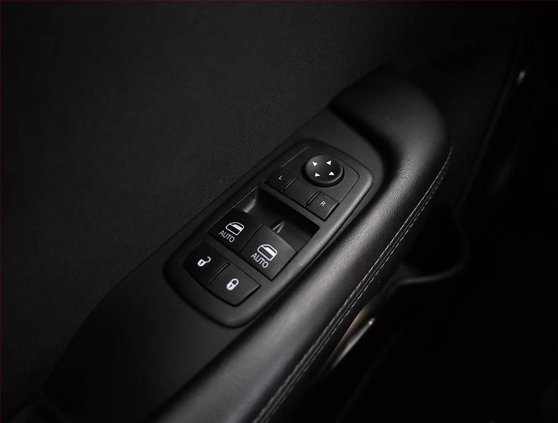 Dodge Challenger (2022) SXT 3.6 V6 - fotka 18 z 20