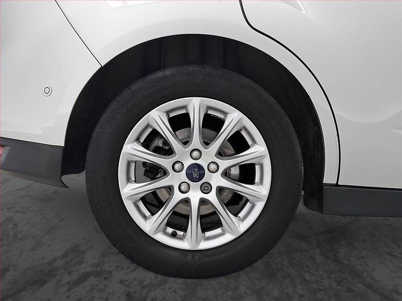 Ford Grand C-MAX (2017) 1.5 TDCi, Automat, Navi - fotka 15 z 19