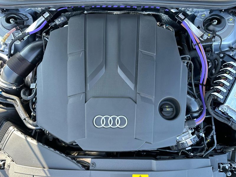 Audi A6 Allroad 3,0 TDi 253 kW - fotka 22 z 24