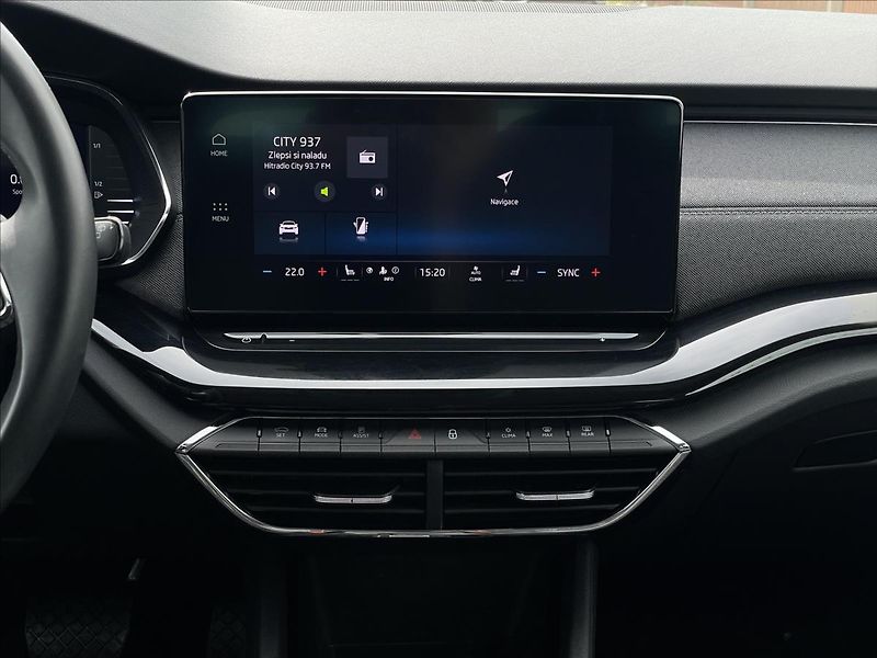 Škoda Octavia 2,0 TDI DSG Style Plus TAŽNÉ - fotka 13 z 22