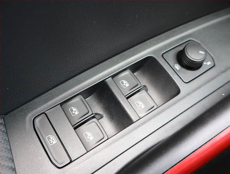 Škoda Fabia (2025) 1.0 TSI - fotka 23 z 26