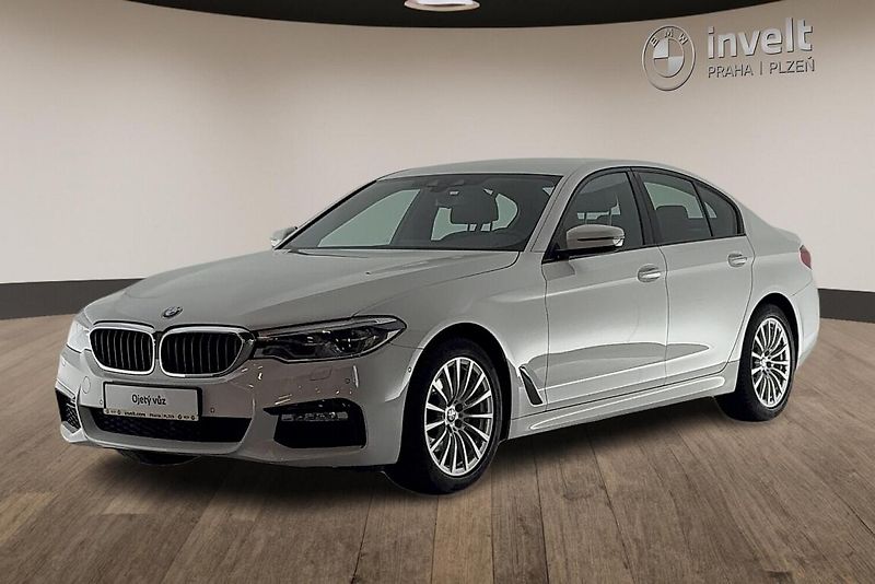 BMW Řada 5 520d xDrive Limousine - fotka 1 z 23