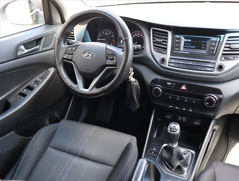 Hyundai Tucson (2016) 1.6 GDI, Tempomat - fotka 7 z 18