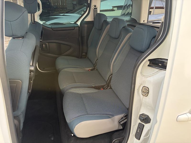 Citroën Berlingo (2019) Electric, park. kamera, klima - fotka 6 z 11