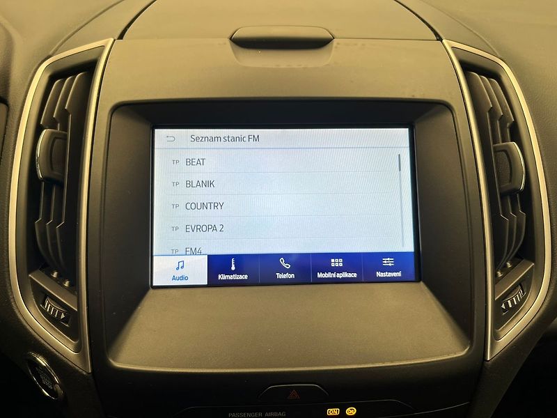 Ford Galaxy 2.0 EcoBlue, 140 kW, Cebia - fotka 16 z 45