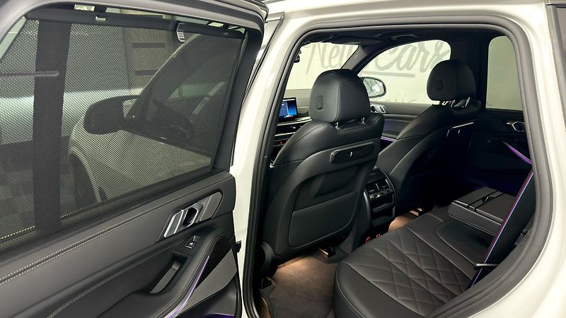 BMW X5 M60i / ZÁRUKA / TOP STAV - fotka 26 z 67