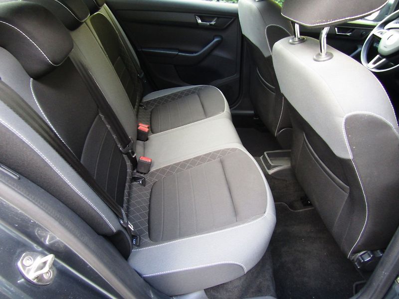 Škoda Fabia (2019) 1.0 MPI 55kW TOP QUALITY - fotka 26 z 39