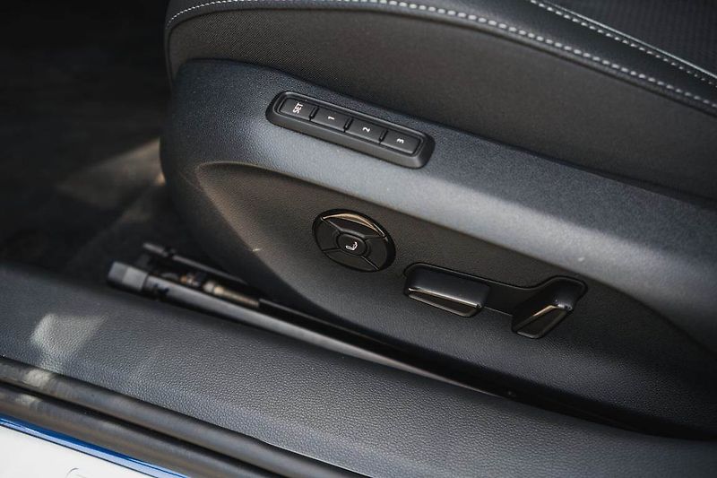 Škoda Superb (2025) 2.0 TDI, Sportline, Navigace - fotka 18 z 31