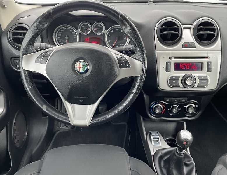 Alfa Romeo MiTo 1,4 i,77kW,Po servisu - fotka 13 z 21