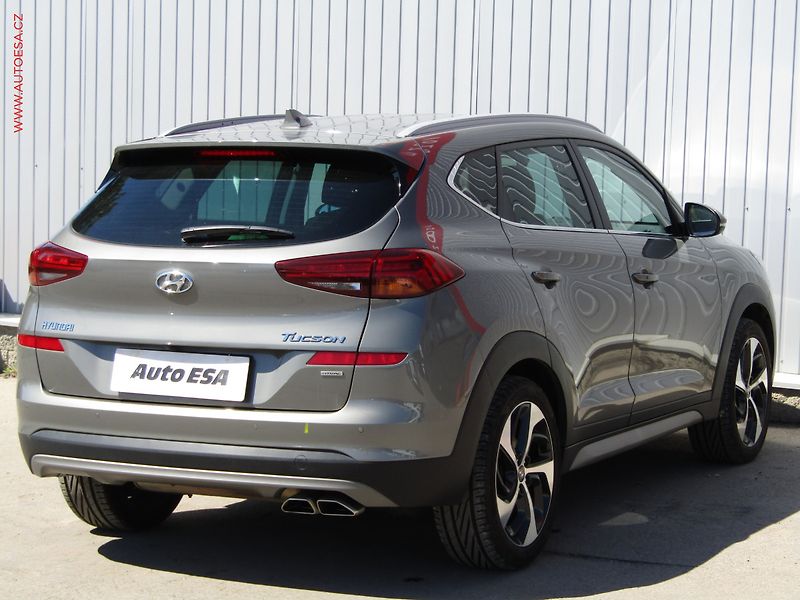Hyundai Tucson (2018) 1.6T-GDi 4X4, Style, AT - fotka 4 z 23