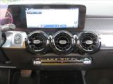 Mercedes-Benz GLB 2,0 200d 4Matic DCT 110kW ČR - náhled 17